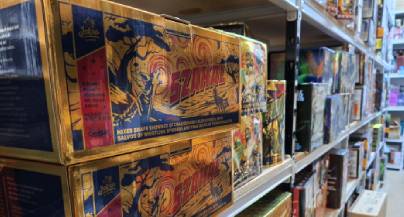 Handel fajerwerkami – od czego zacząć? Praktyczne wskazówki dla początkujących 